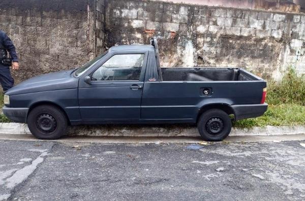 GCM recupera veículo furtado no bairro Torres Tibagy