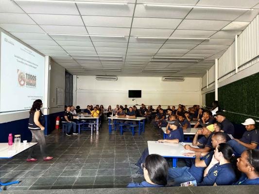 Prefeitura leva palestra sobre o combate ao Aedes aegypti a empresas